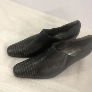 Roberto Capucci Loafers Pumps Leather Black SZ 10 B Raised Pebble Light Sheen